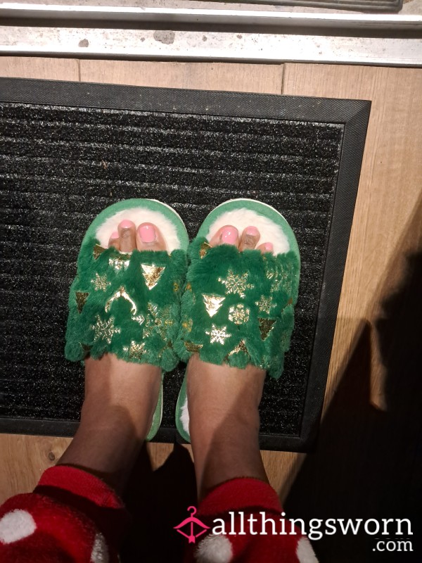 Love My Pink Toenails In Comfy Slippers