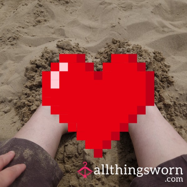 Love The Feeling Of Sand Between My Toes 😉