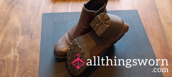 Loved Chelsea Boots