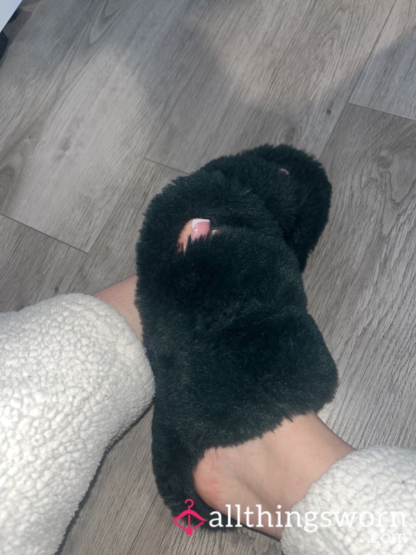 Loved Fluffy Forest Green Slippers
