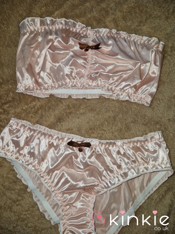 Lovely Sating Silk Full B*m Panties And Boob Tube Top