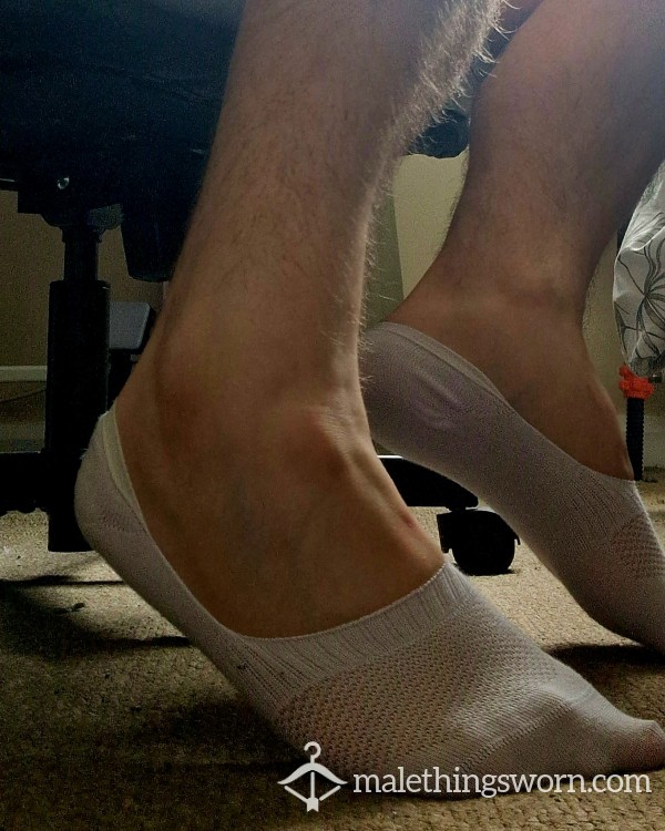 Low Profile, High Stink – Worn Foot Liner Sock 👣🧦