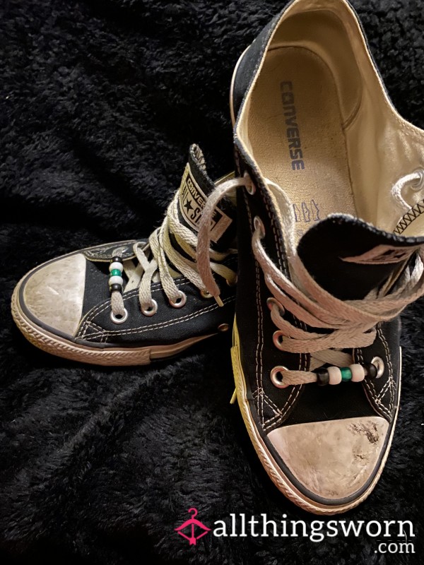 Low-rise Black Converse