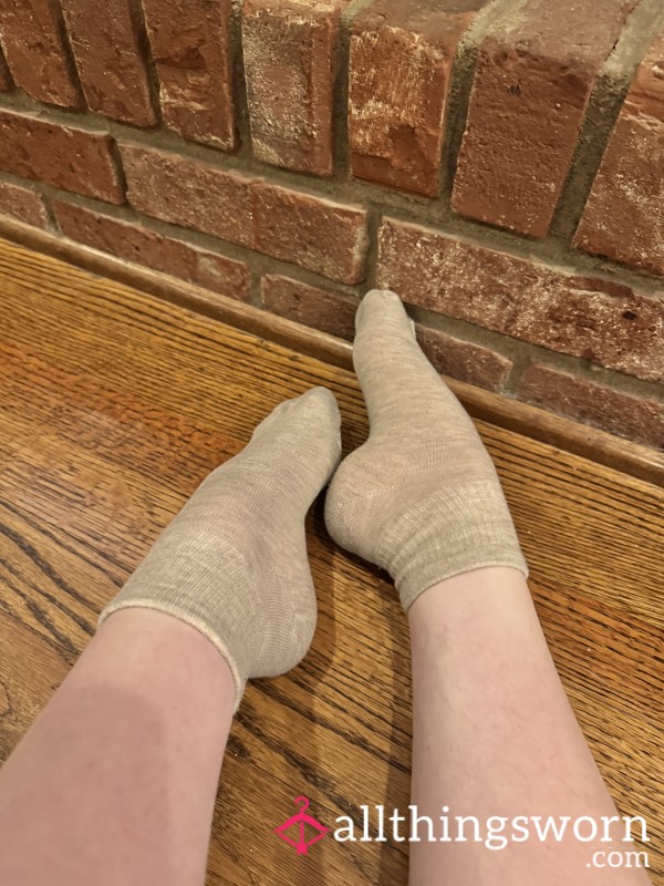Lucky Brand Tan Ankle Socks