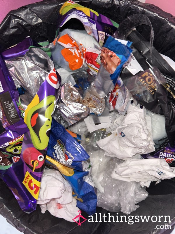 Luscious Lola’s Bedroom Trash / Bin Rubbish