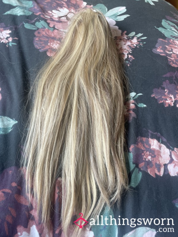 Luxurious Blonde N Brown Hairpiece