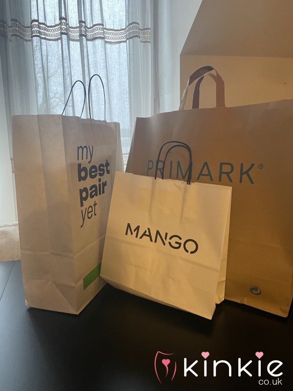 Fund My Shopping Trip 🛍️