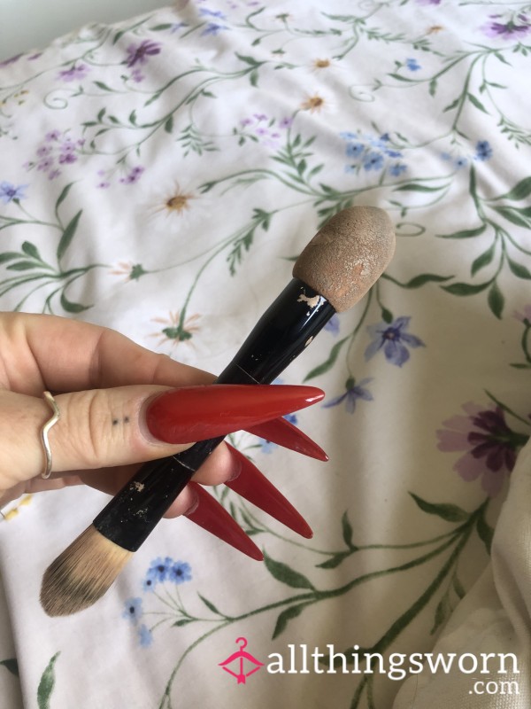 Makeup Brush