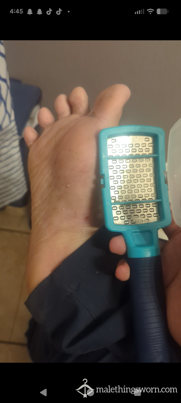 Making Some Foot Dust