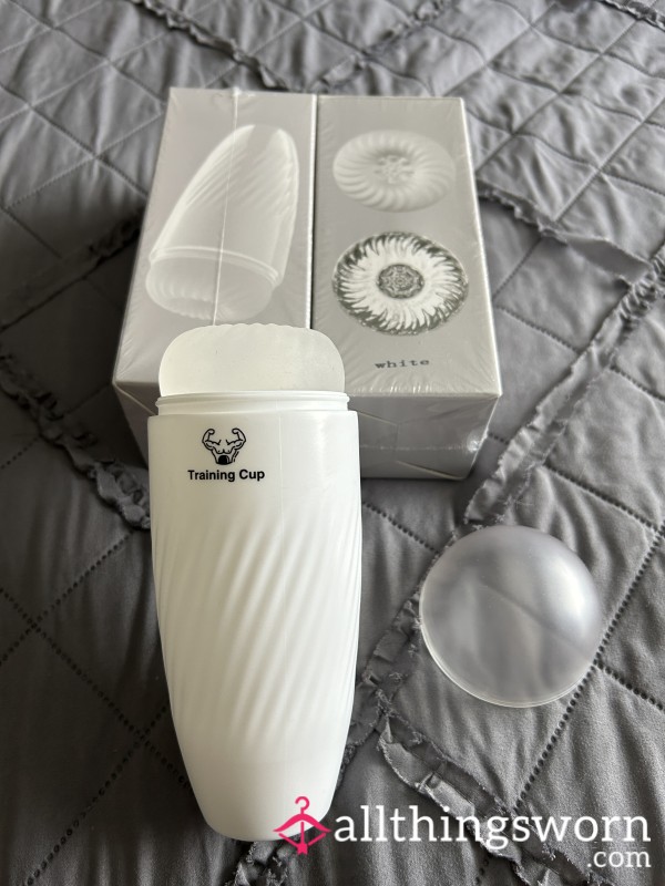 Male Masturbator Cup New Sealed