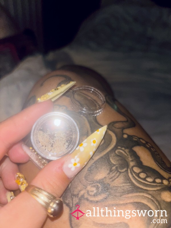 Manicure Skin Clippings