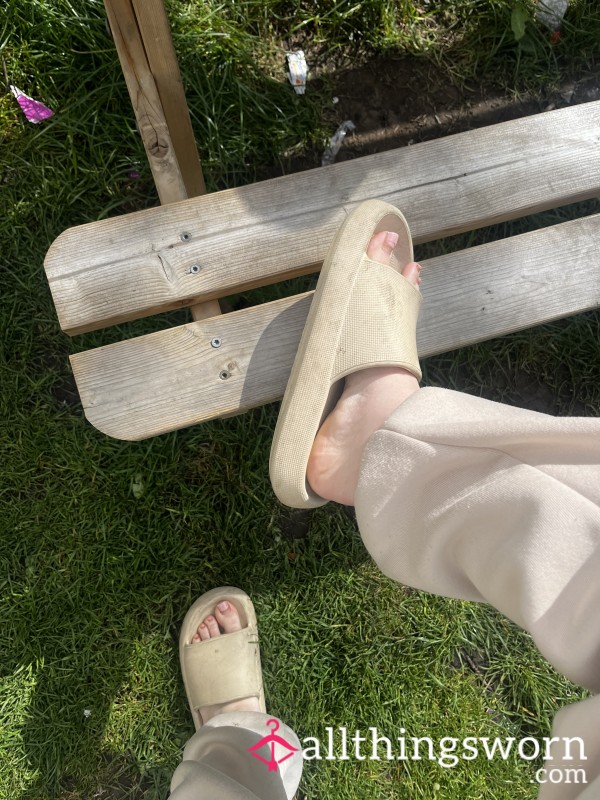 Manky Sliders