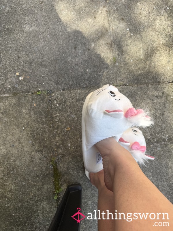 Marie Pu**y Cat Slippers
