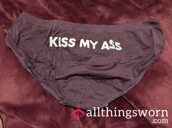 ~MAROON SEAMLESS “KISS MY A**” FULL COVERAGE PANTY~