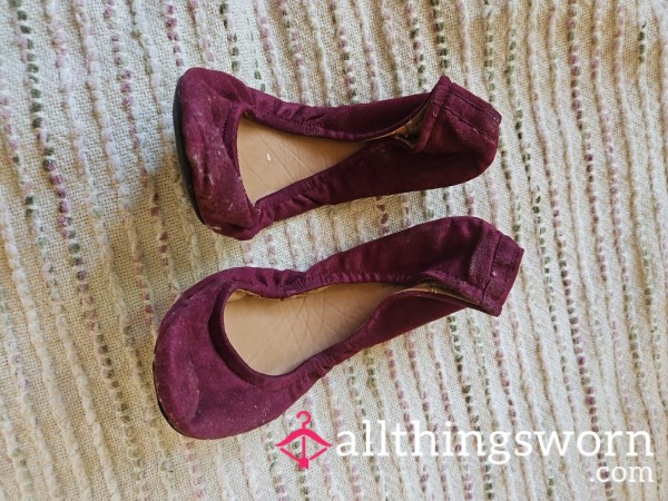 Maroon Shoes Flats Size 9