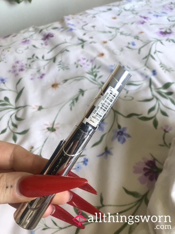Mascara