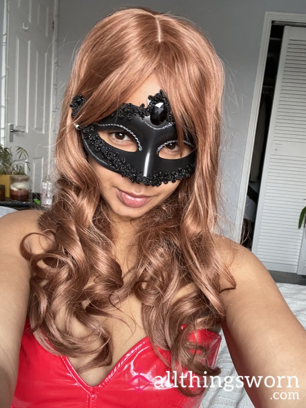 Masquerade Mask 🖤