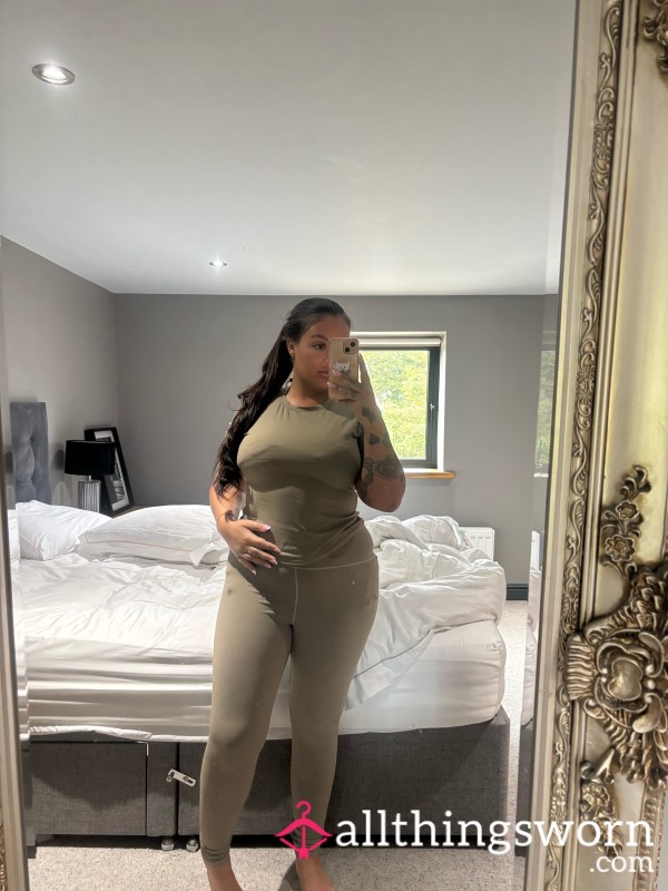 Matching Gym Top And Pants. Very Tight Fitting