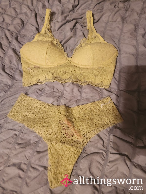Matching Thong And Bralett Set 💛