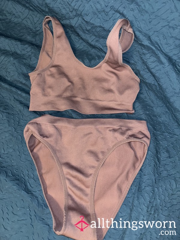 Mauve Ribbed Crop Top And Full Back High-waisted  Panties Set