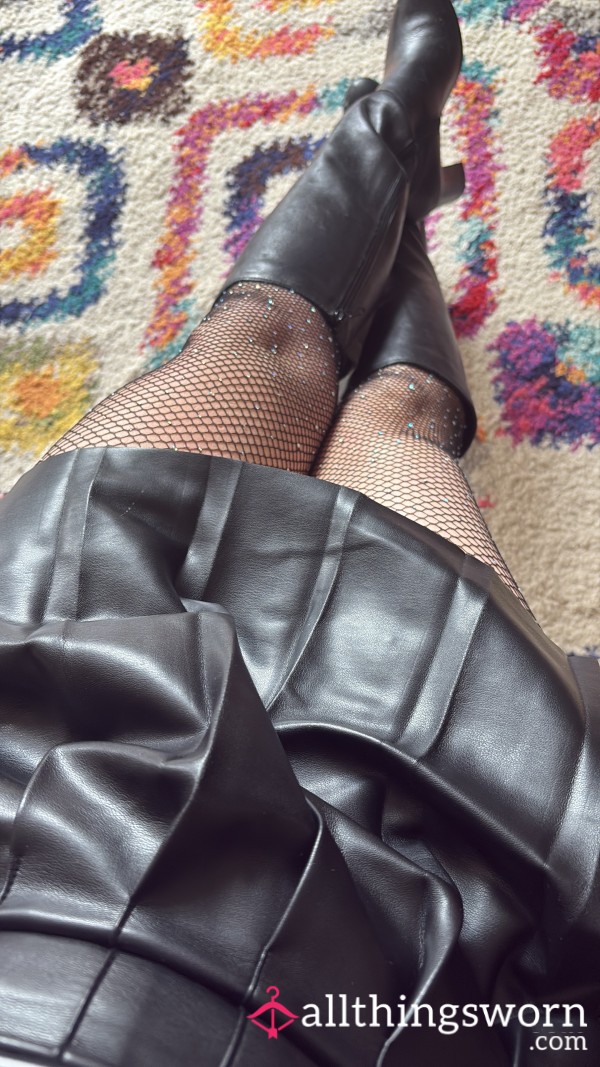 Me Walking , Trying On Leather Boots