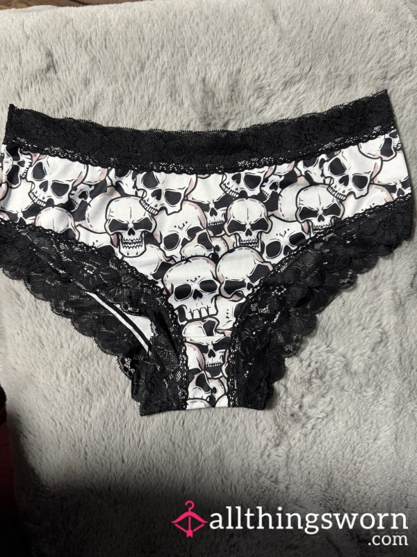 Med Black And White Skulls