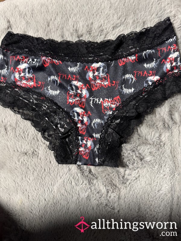 Med Goth Style Red And Skulls