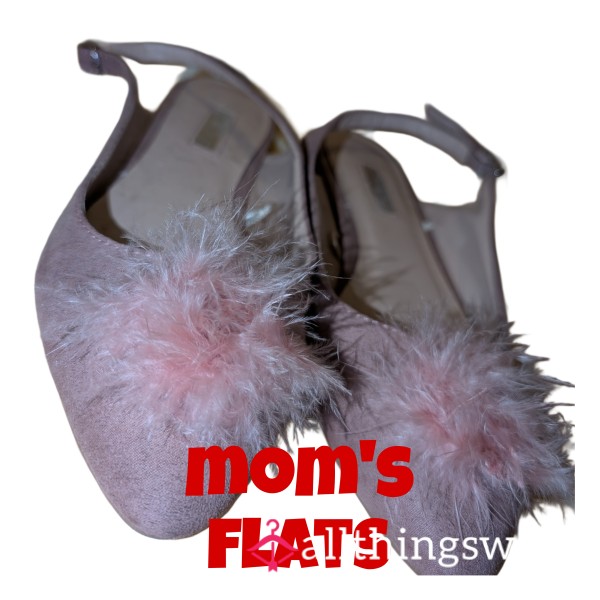 Medium-Wear Mom’s Fluffy Pink Flats – Adorable & Authentic