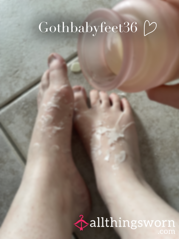 Melted Candle Wax 🕯️