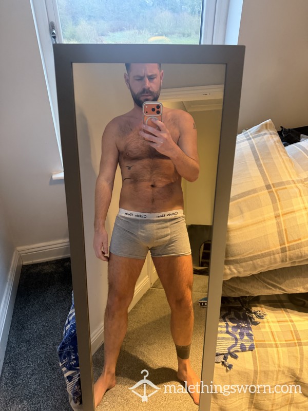 Men’s Calvin Klein Medium Worn Used