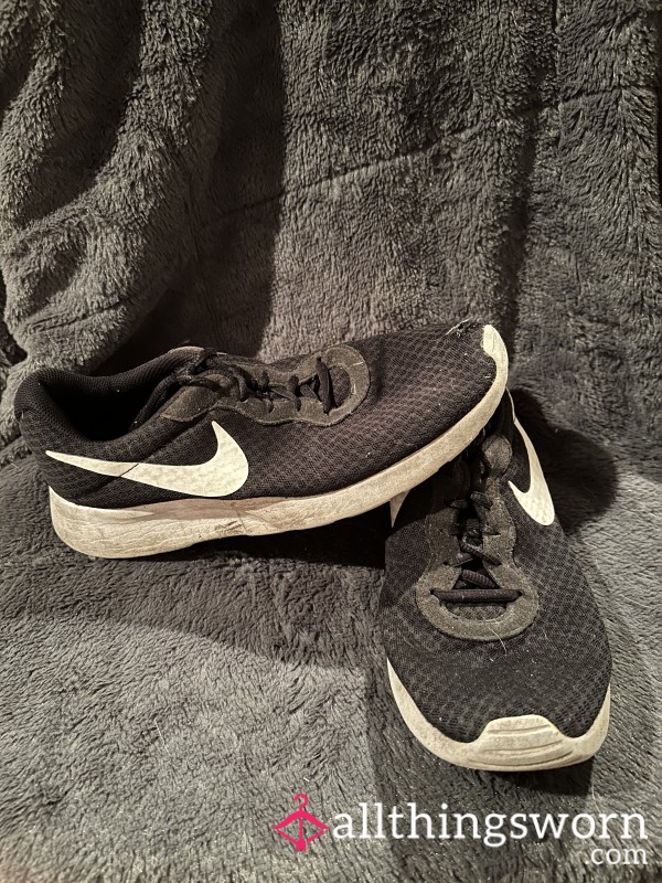 Men’s Nike Sneakers