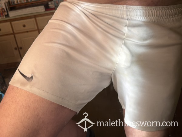 Men’s Shorts XL Nikes White