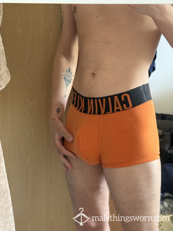 Men’s Small Calvin Klein