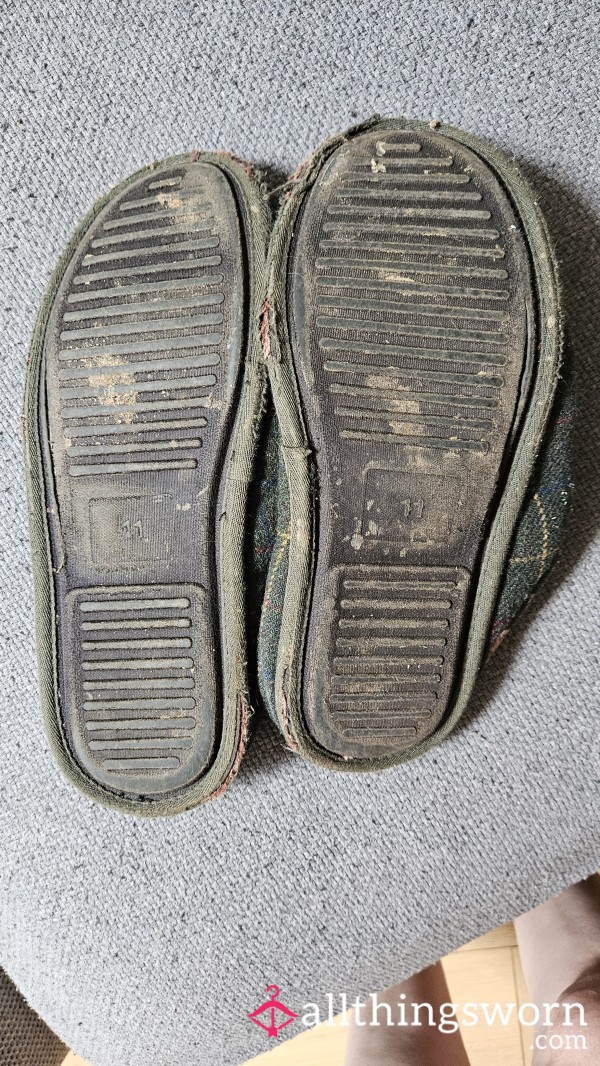 Mens Well Worn Slippers Size 11