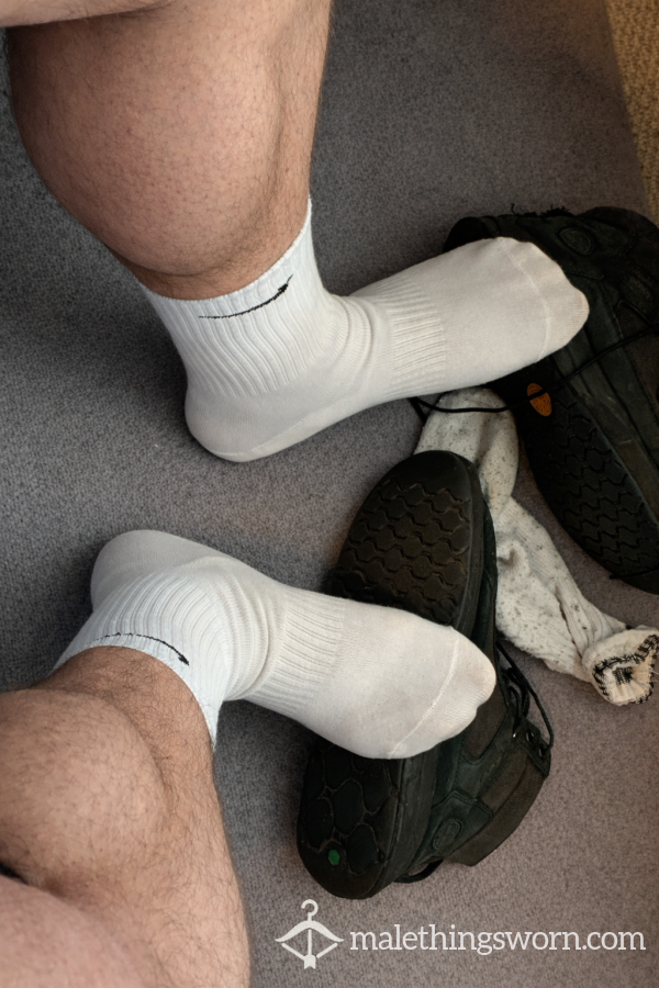 Mens White Nike Crew Socks