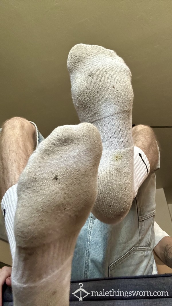 Men’s White Nike Socks