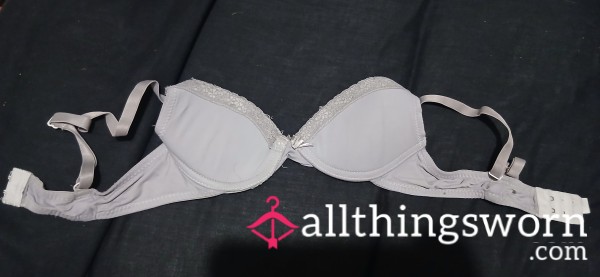Ment To Be White Bra Very Old