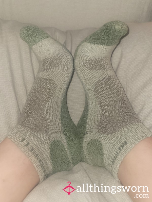 Merrill Running Socks: Marathon Complete!