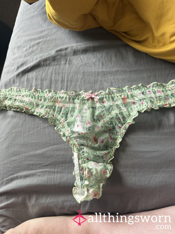 Mesh Green Flor*l Thongs 😈