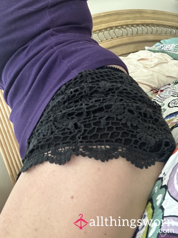 Mesh Pattern Cotton Shorts