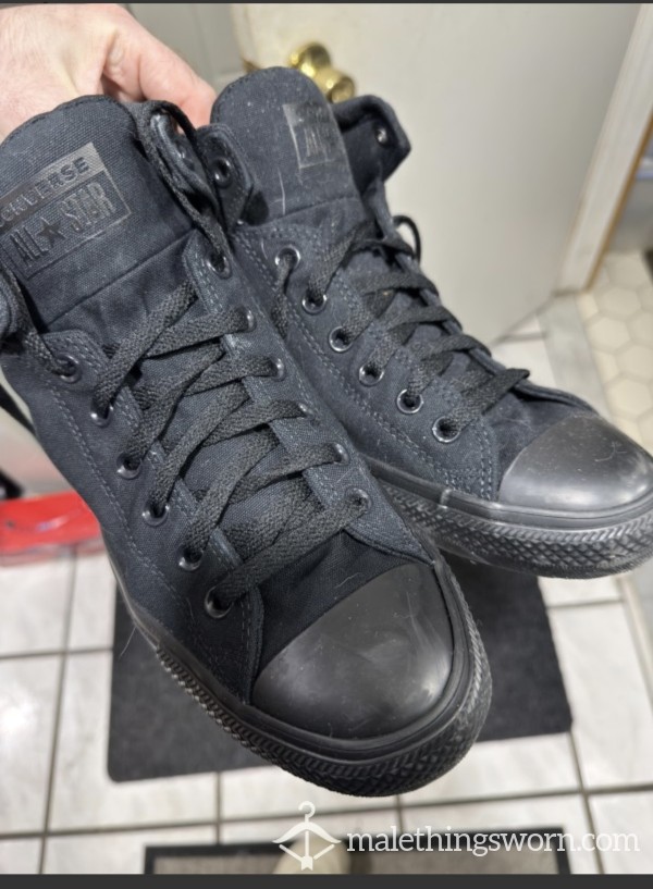 Mid Cut Black Converse