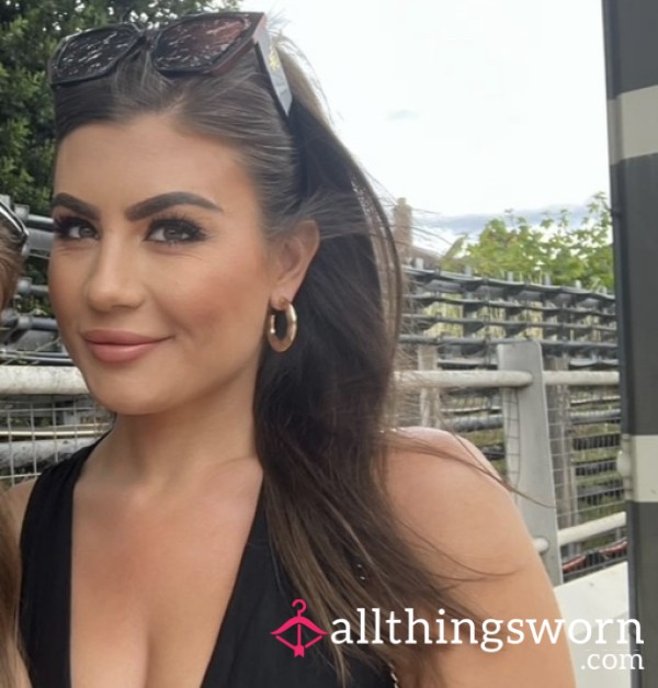 MILF CeCe Gets A Facial 👸🏻💦