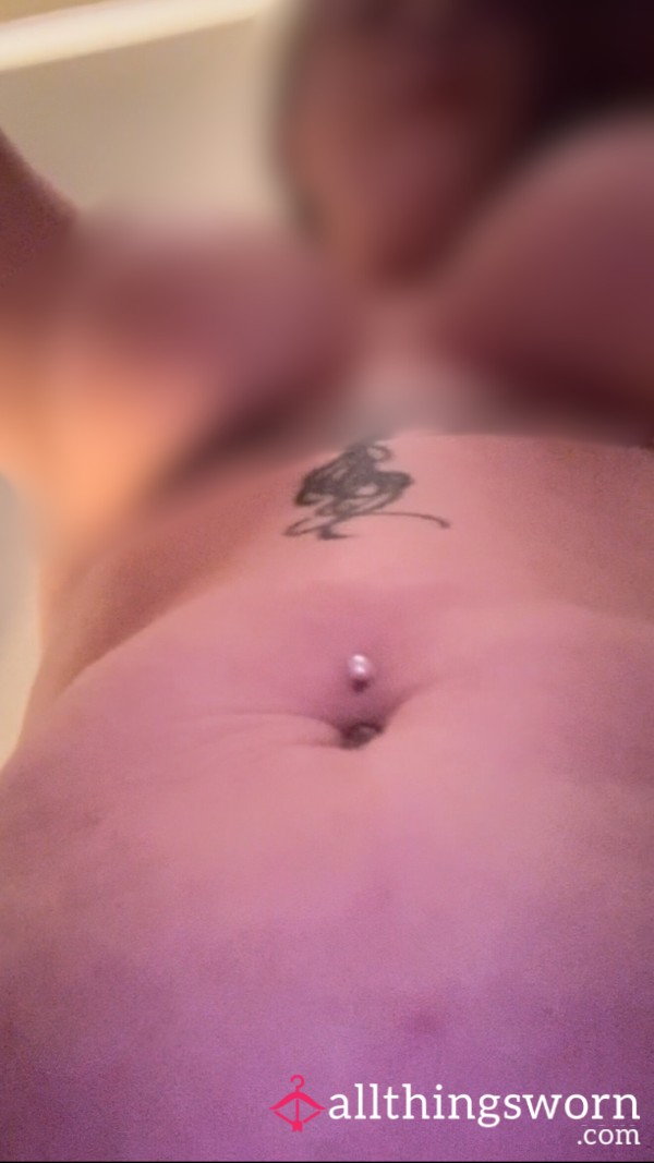 MILF Riding Your Face - POV Face Sitting - Naked - Shows Face