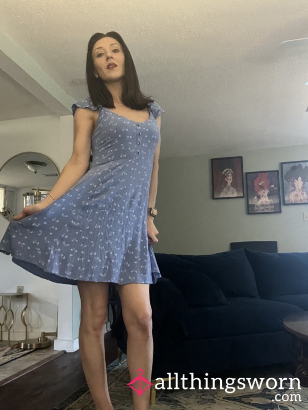 MILF Seeking Young Hard C*ck