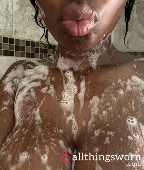 Milf Wet Shower Twerking Scene A** Worship