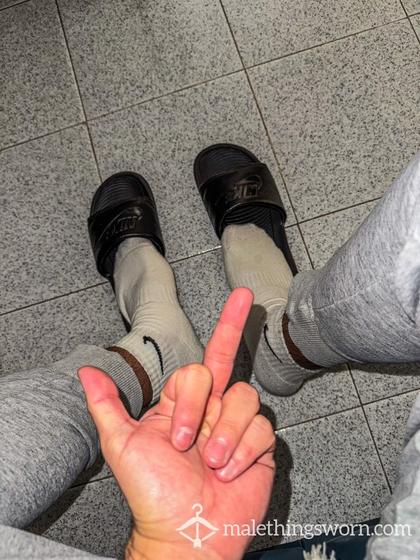 MILITARY DUDE HITE NIKE SOCKS