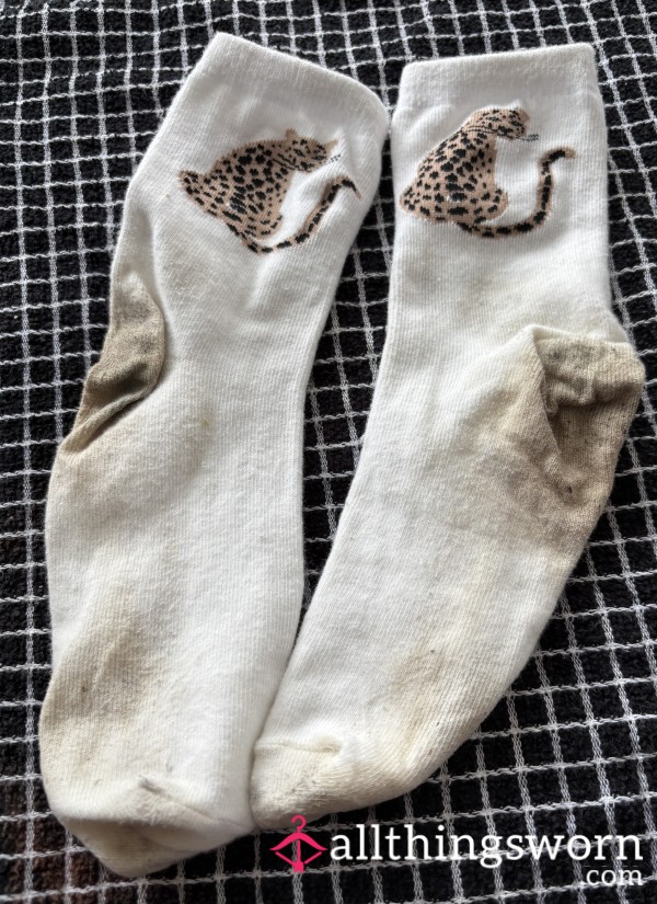 Mine & Hubby’s Shared Socks 🧦 Double The Smell 🤮