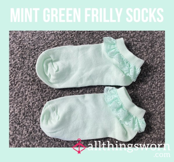 Mint Green Frilly Socks🌱