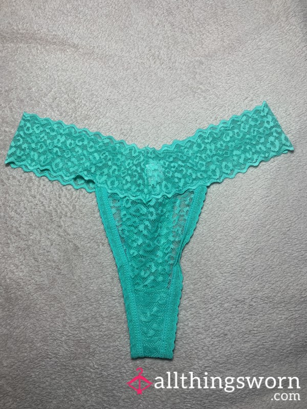 Mint Green Lace😈