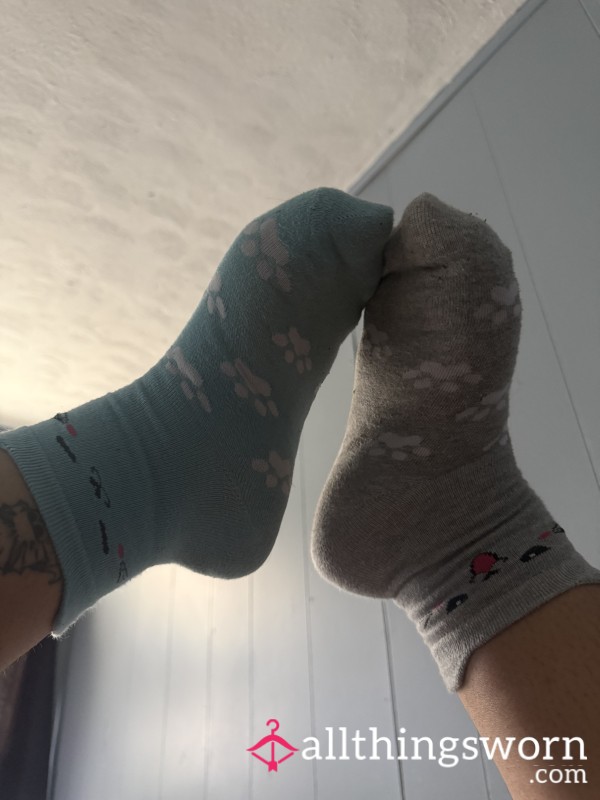 Mismatch Kitten Socks